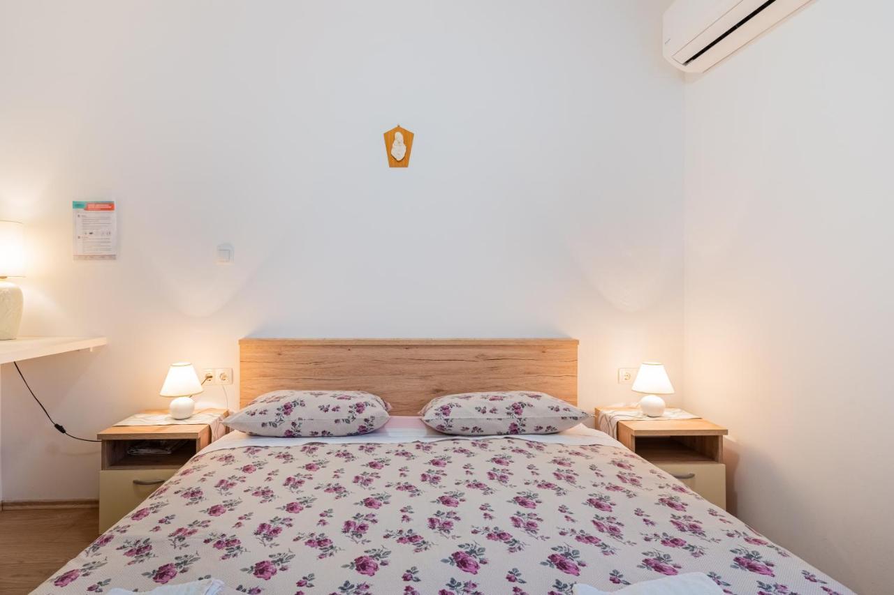 Room Laudina Cres Εξωτερικό φωτογραφία